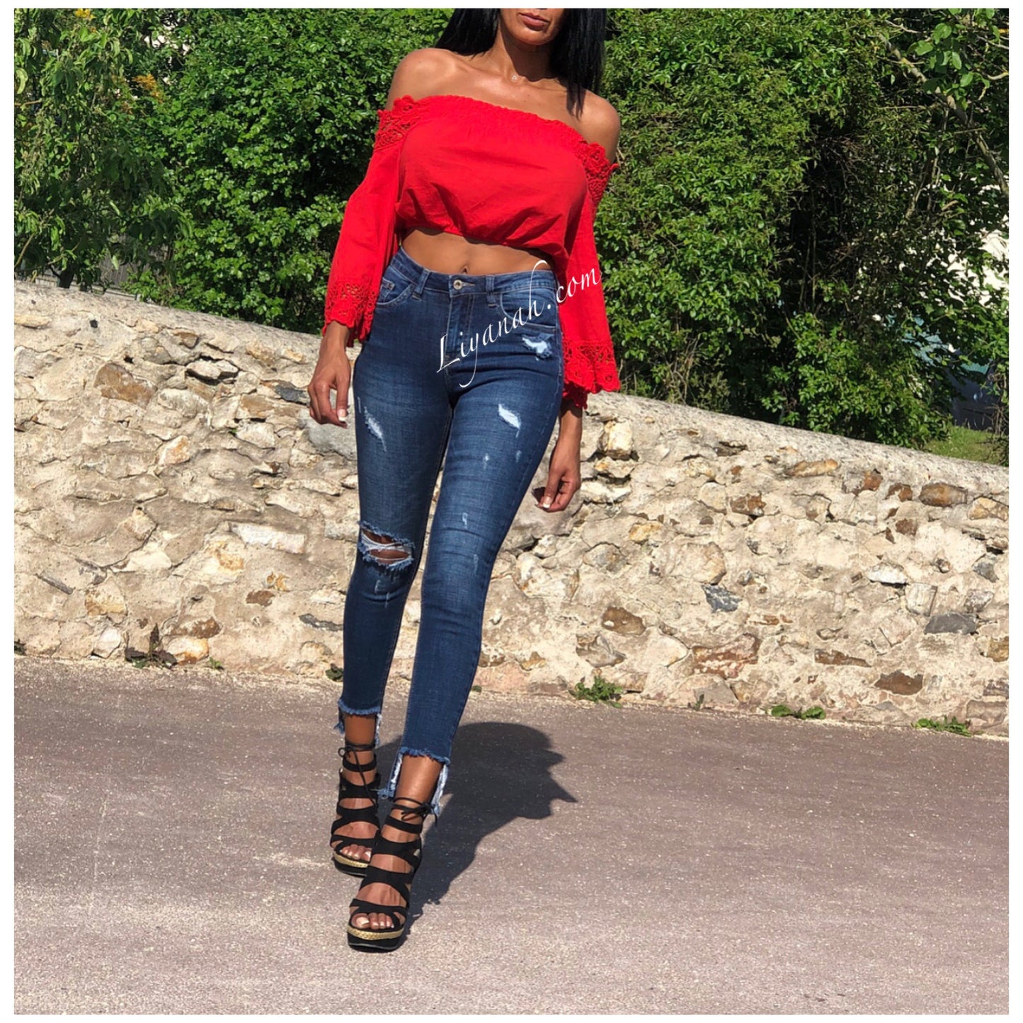 Crop Top Modèle SAFIA Noir, Blanc, Rouge ou Moutarde