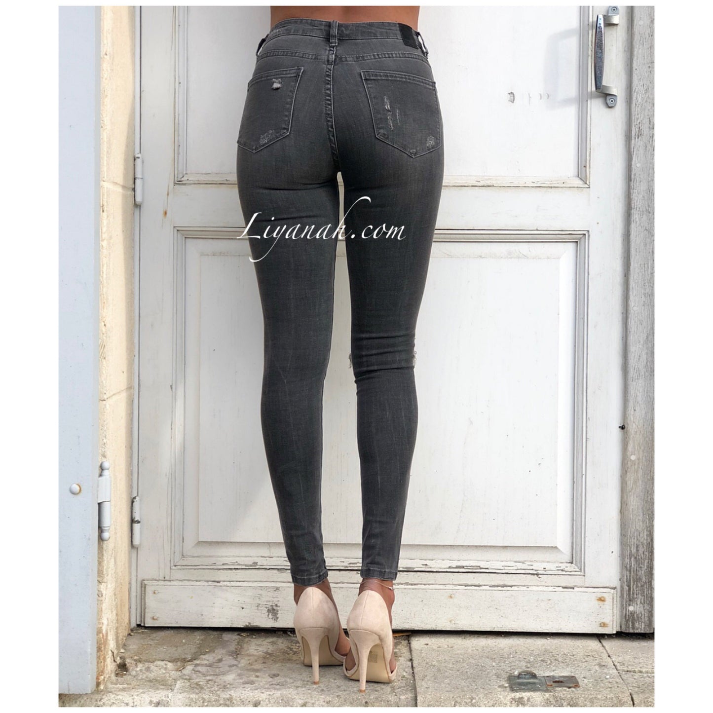 Jean Skinny Modèle DIVYA GRIS FONCÉ DESTROY TAILLE MI-HAUTE