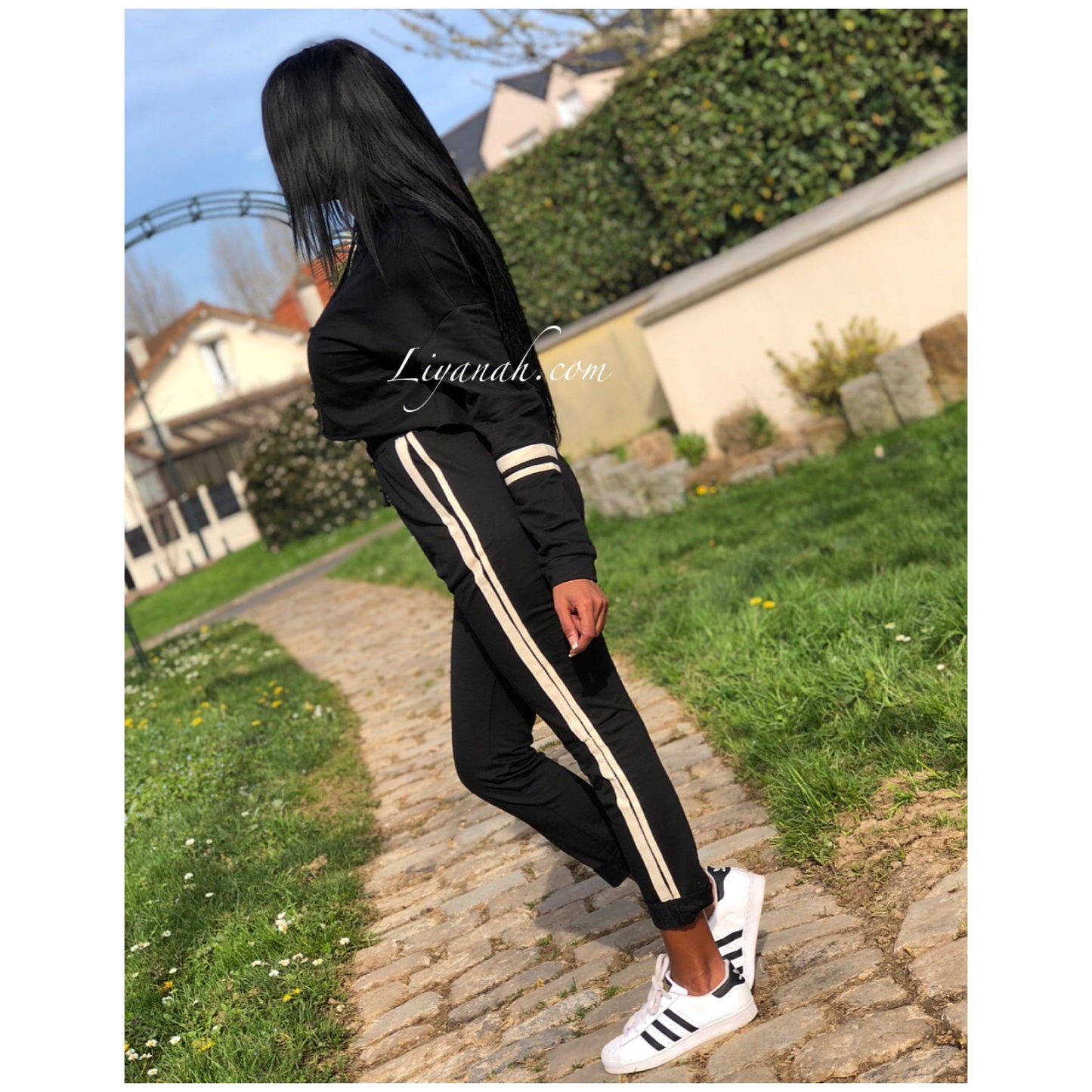 Jogging Modèle RYLA Pull à capuche + Pantalon