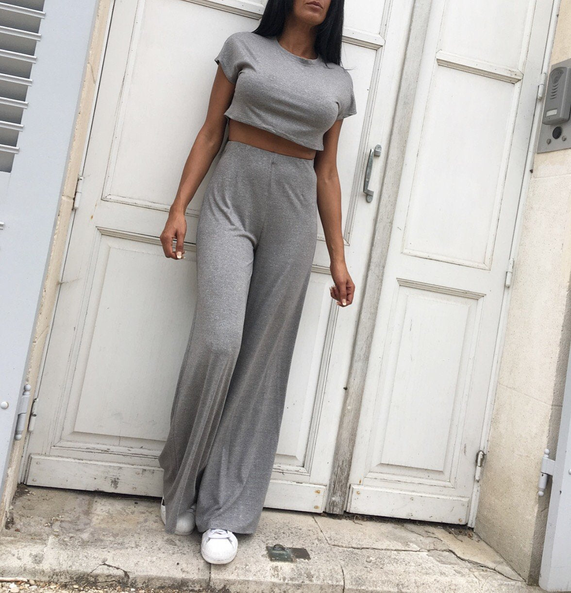 Ensemble MADYANE GRIS Crop Top / Pantalon