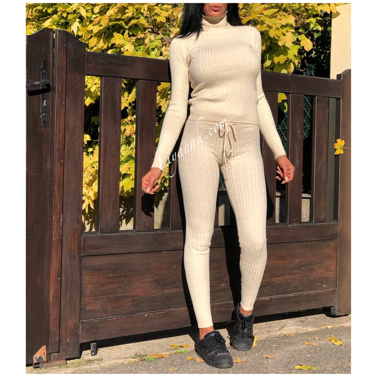 Ensemble Pull Col Roulé / Pantalon Modèle ALCANTARA ÉCRU