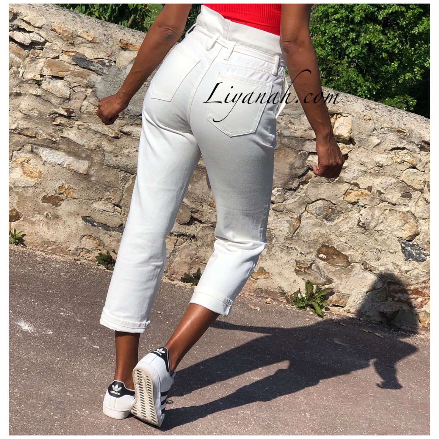 JEAN MOM WHITE Taille Haute À NOEUD Modèle DARYANA