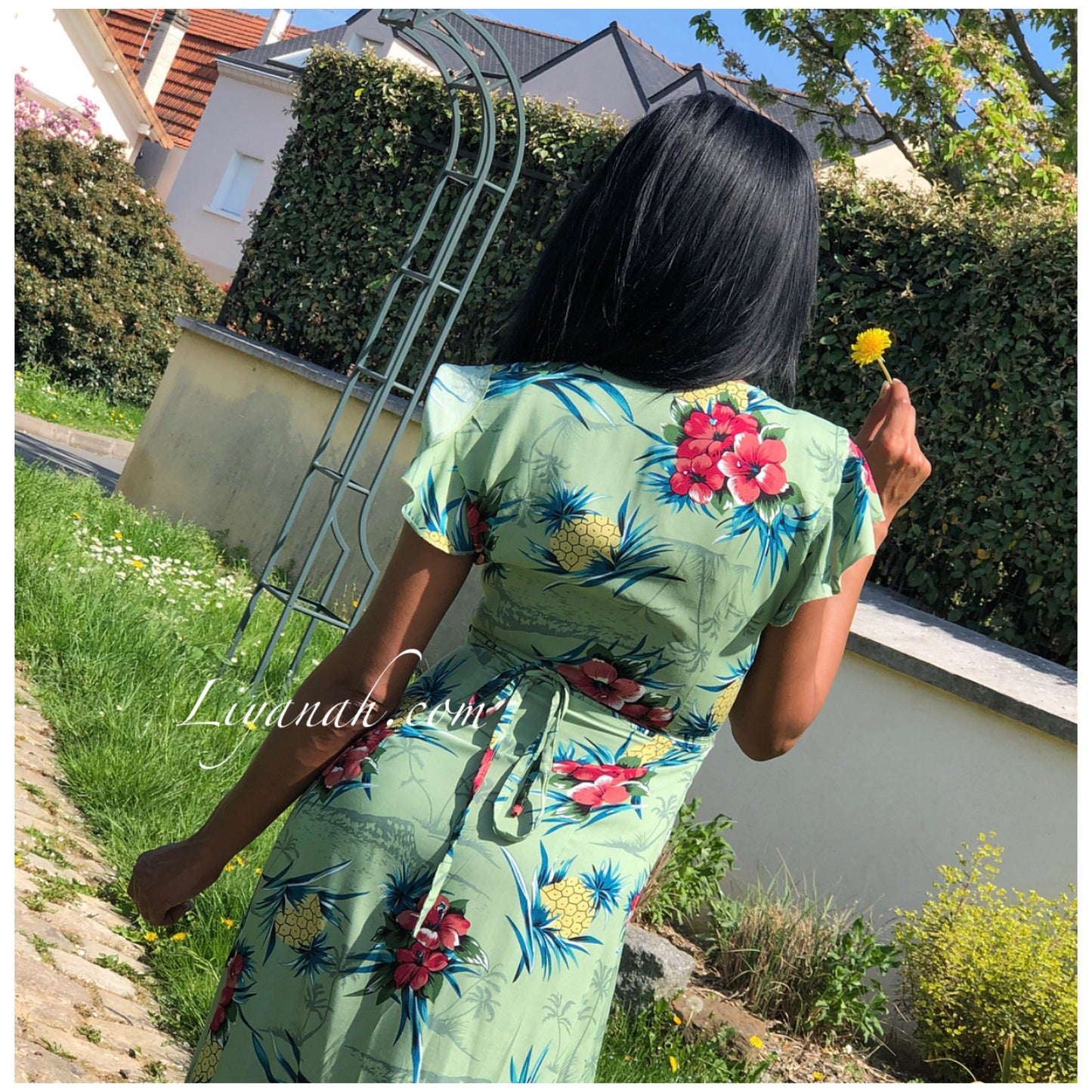 Robe Longue Cache Coeur Modèle MYRELA Vert