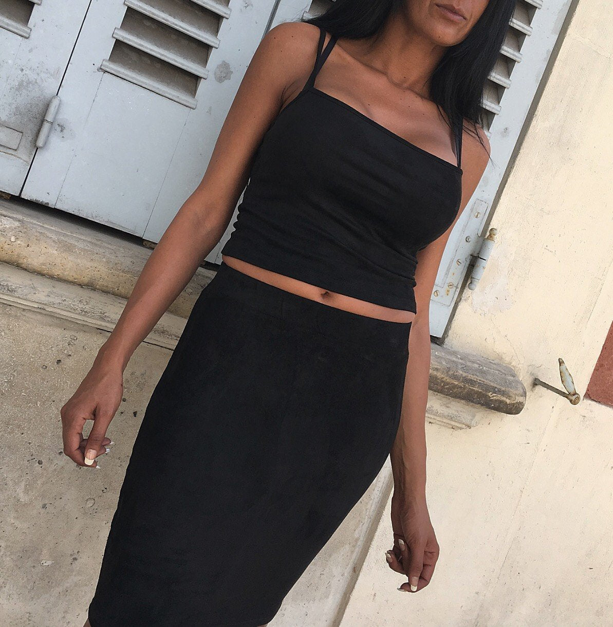 Ensemble Crop Top + Jupe Modèle DOHAN Noir