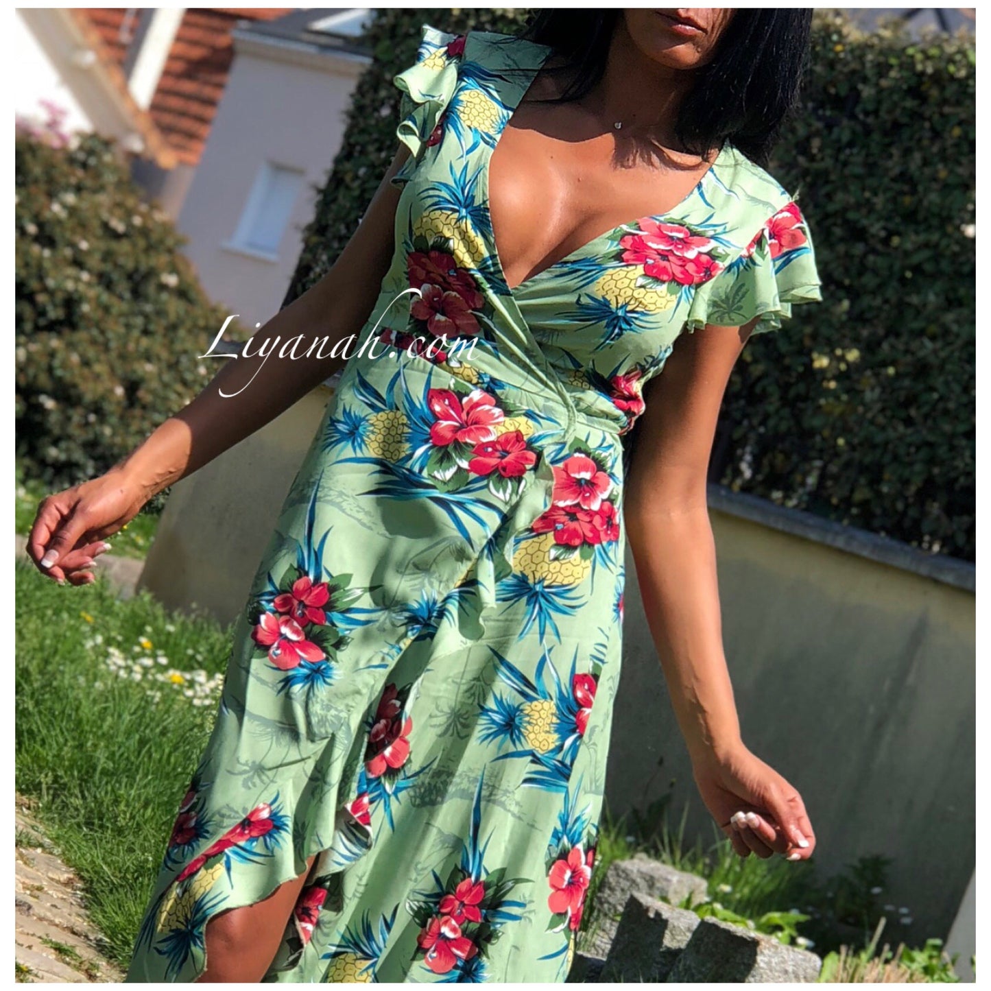 Robe Longue Cache Coeur Modèle MYRELA Vert