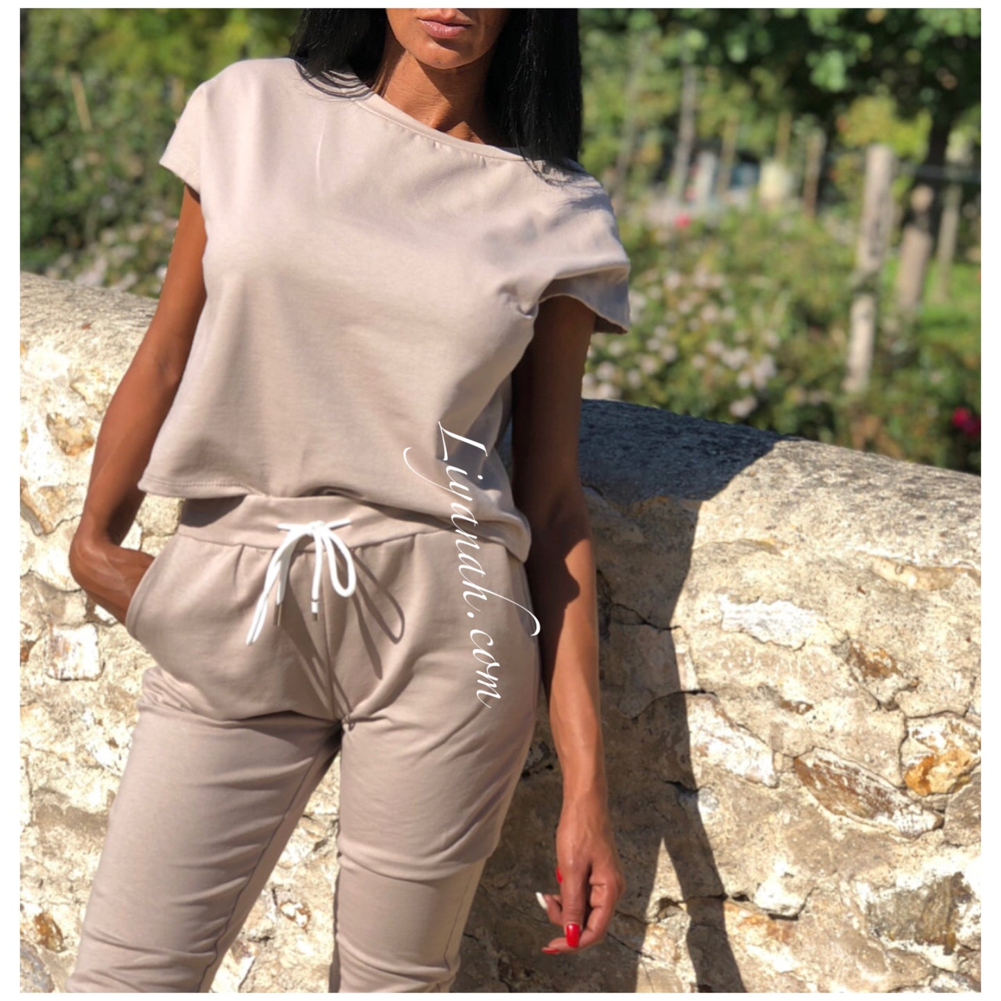 Ensemble Top / Pantalon Col Rond Modèle VEYA NOIR ou BEIGE