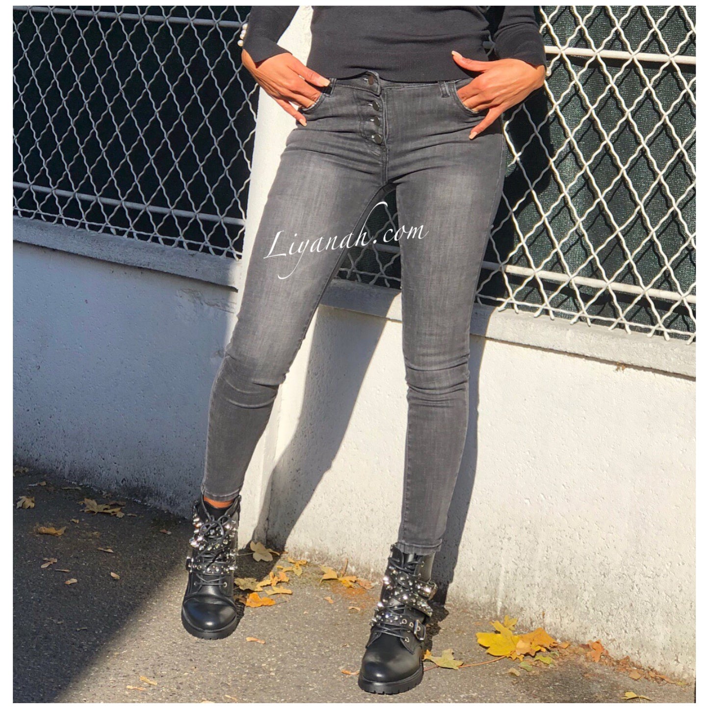 Jean Skinny Modèle AYLARA GRIS