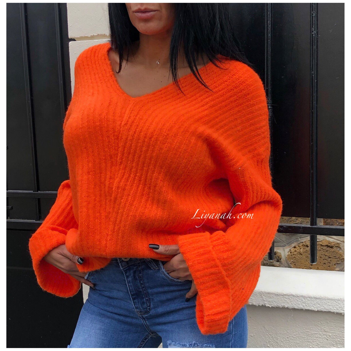 Pull Mi-Long Modèle TAYA ORANGE FLUO