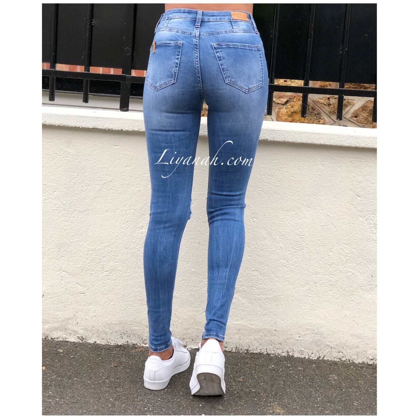 Jean Skinny LIGHT BLUE DESTROY Modèle ZURYELA