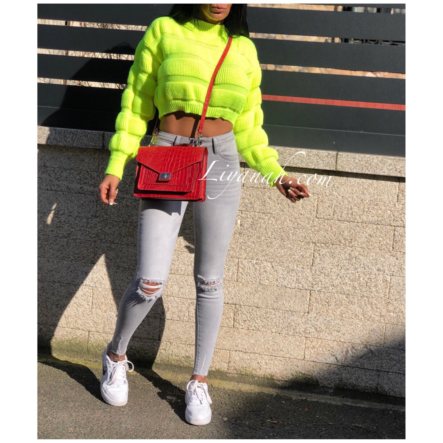 Pull Cropped Modèle KARA JAUNE FLUO