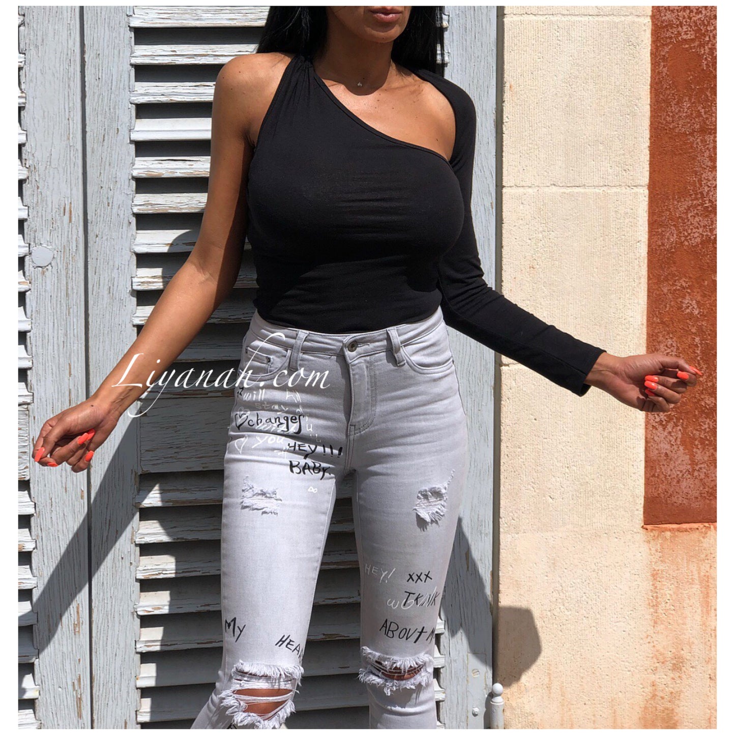 Jean Skinny DESTROY / LIGHT GREY Modèle KIYA avec écritures Noir/Blanc