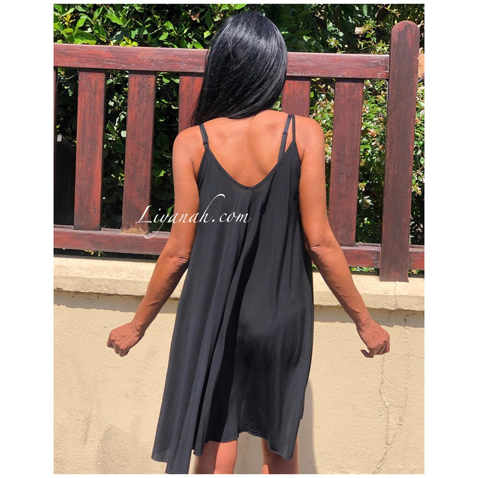 Robe Courte Modèle JENY NOIR