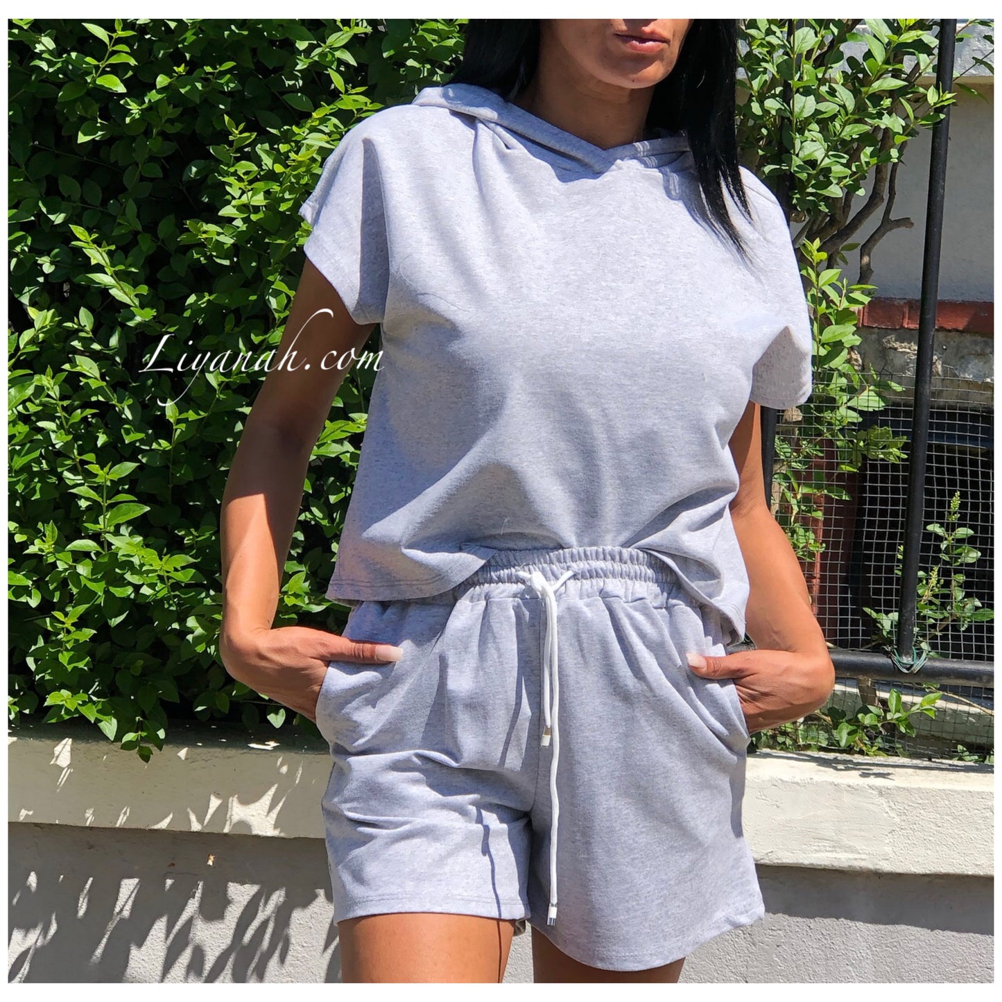 Ensemble Sweat + Short Modèle YANKELA GRIS