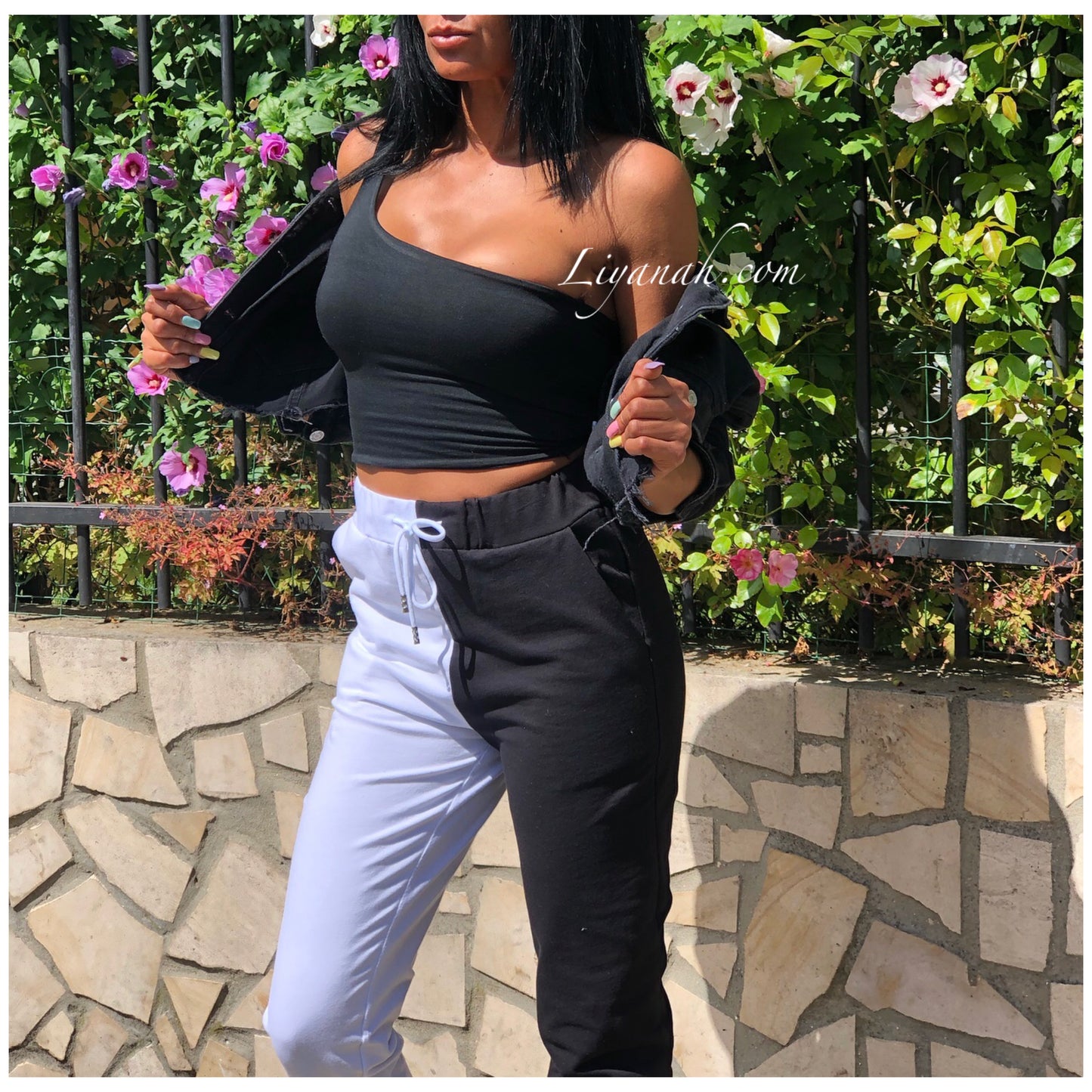 Crop top Modèle MYRISA NOIR