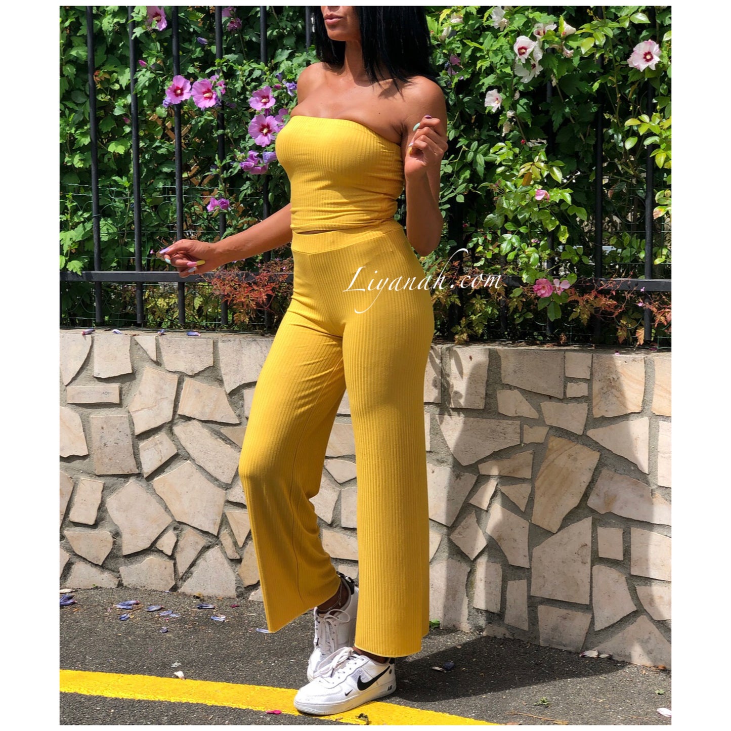 Ensemble Crop Top + Pantalon Modèle MAHORA / 7 couleurs