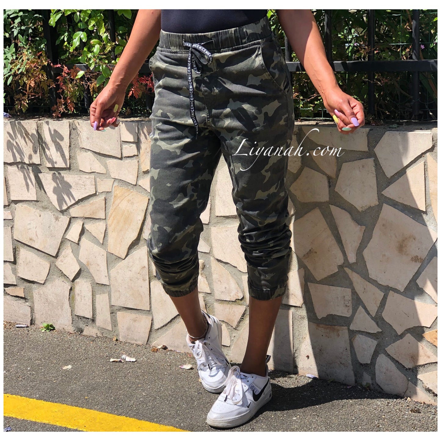 Jogger pant camouflage print Modèle MIYARA