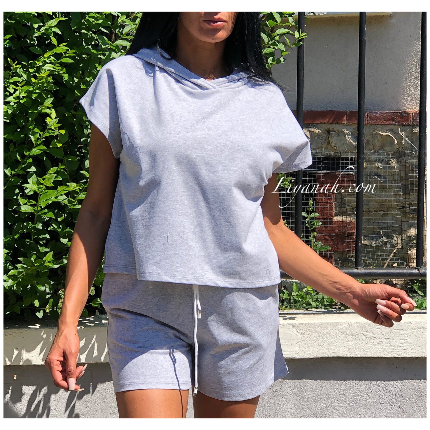 Ensemble Sweat + Short Modèle YANKELA GRIS