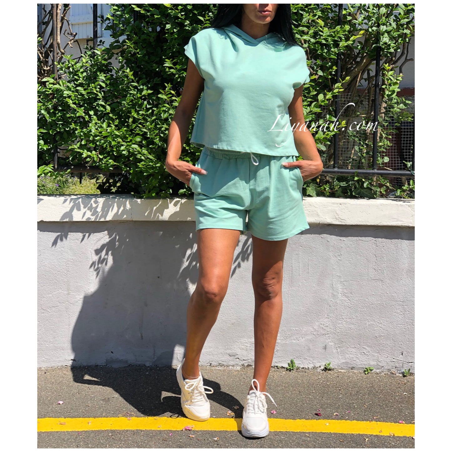 Ensemble Sweat + Short Modèle YANKELA VERT