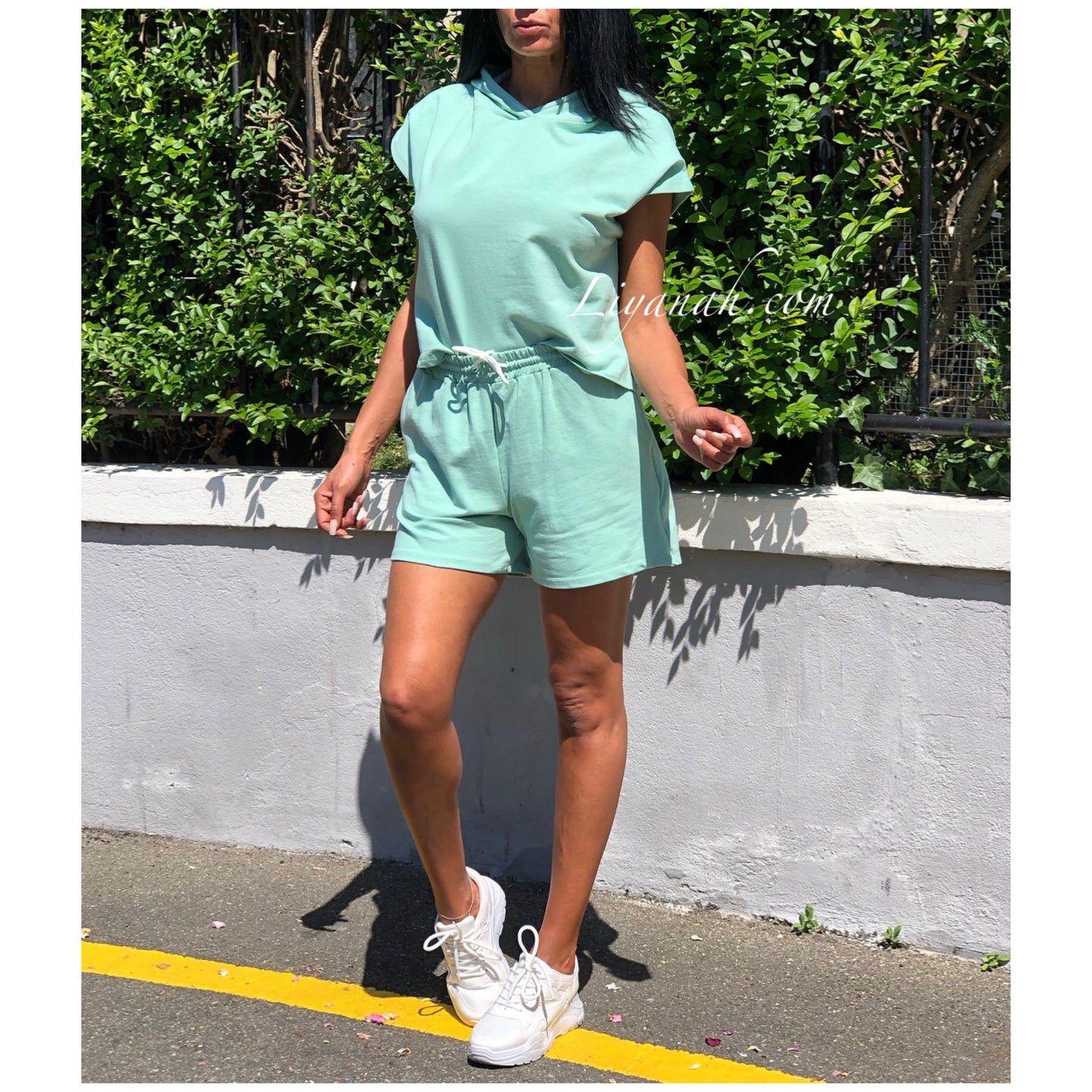 Ensemble Sweat + Short Modèle YANKELA VERT