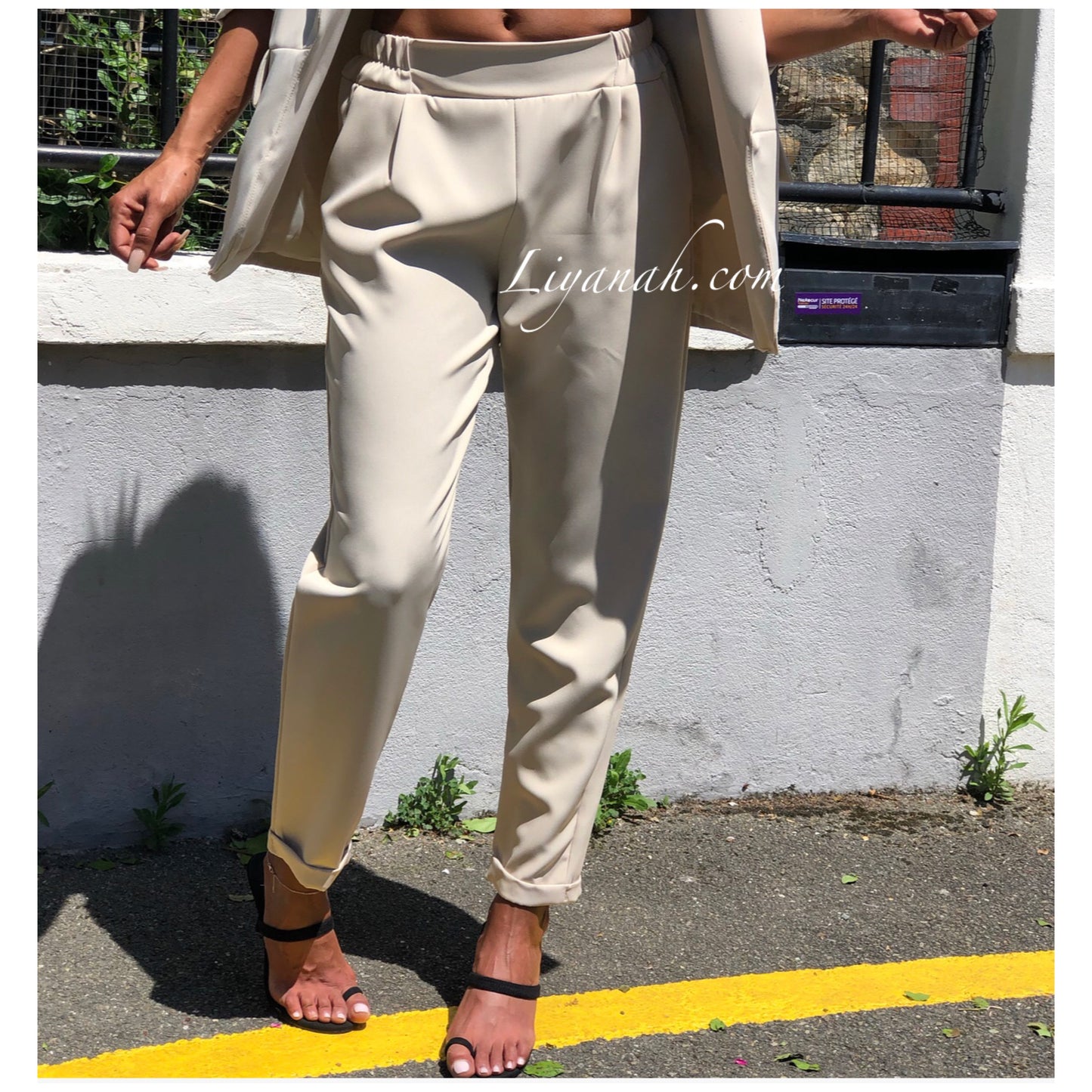 Pantalon Modèle HARA BEIGE CLAIR