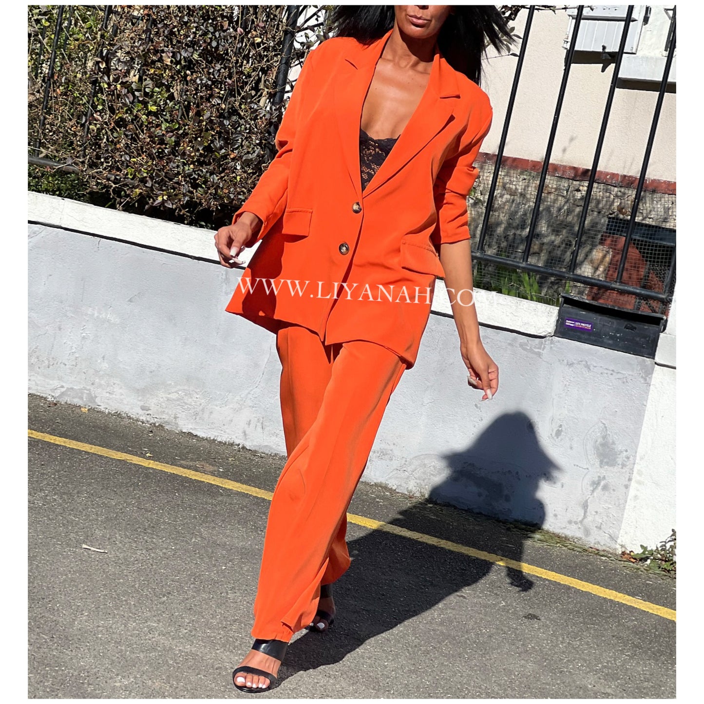 Tailleur LOOSE Modèle LANA ORANGE