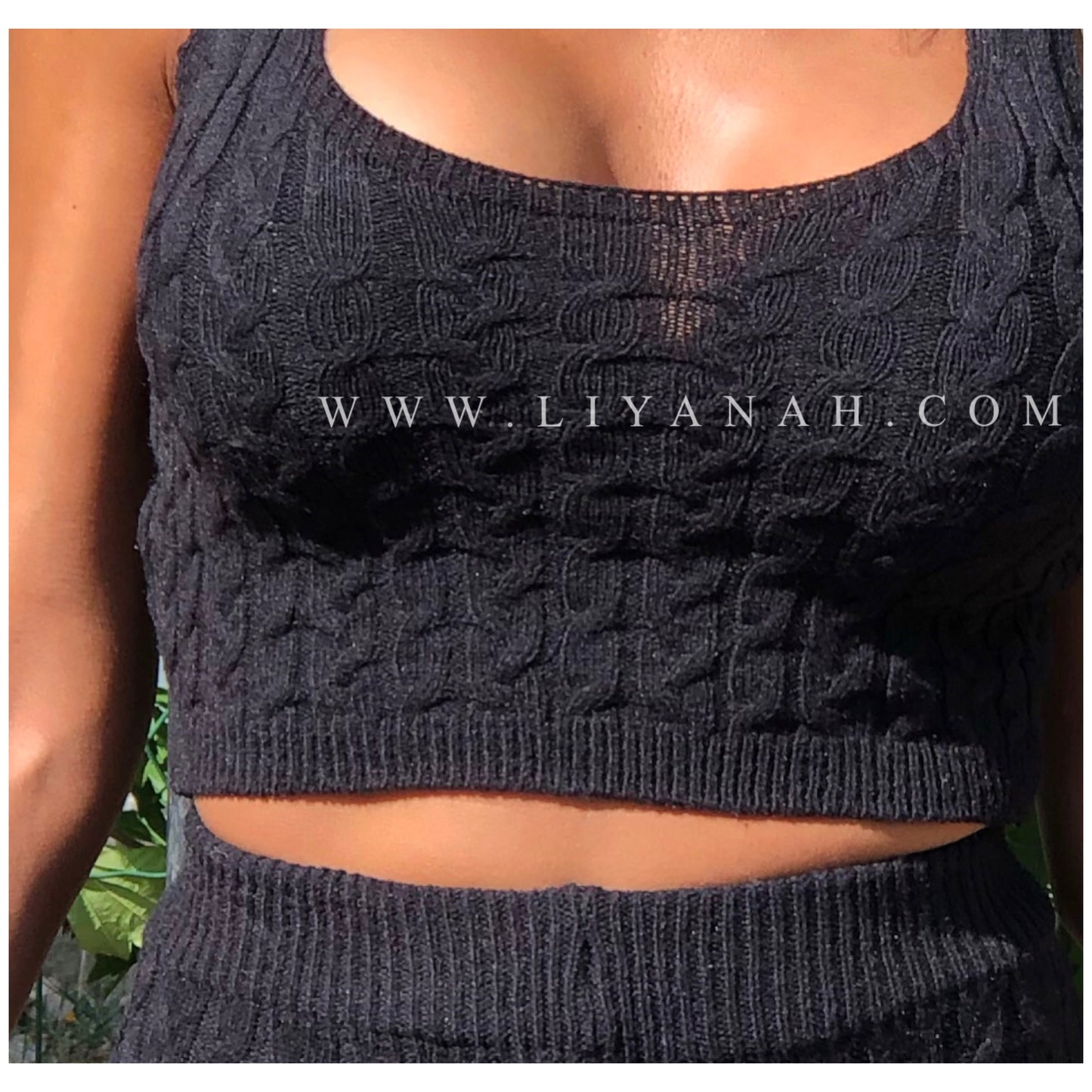 Ensemble Crop Top + Legging Modèle SVANA NOIR