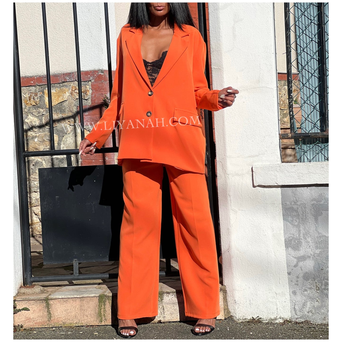 Tailleur LOOSE Modèle LANA ORANGE