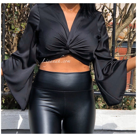 Crop Top Modèle AFELA NOIR