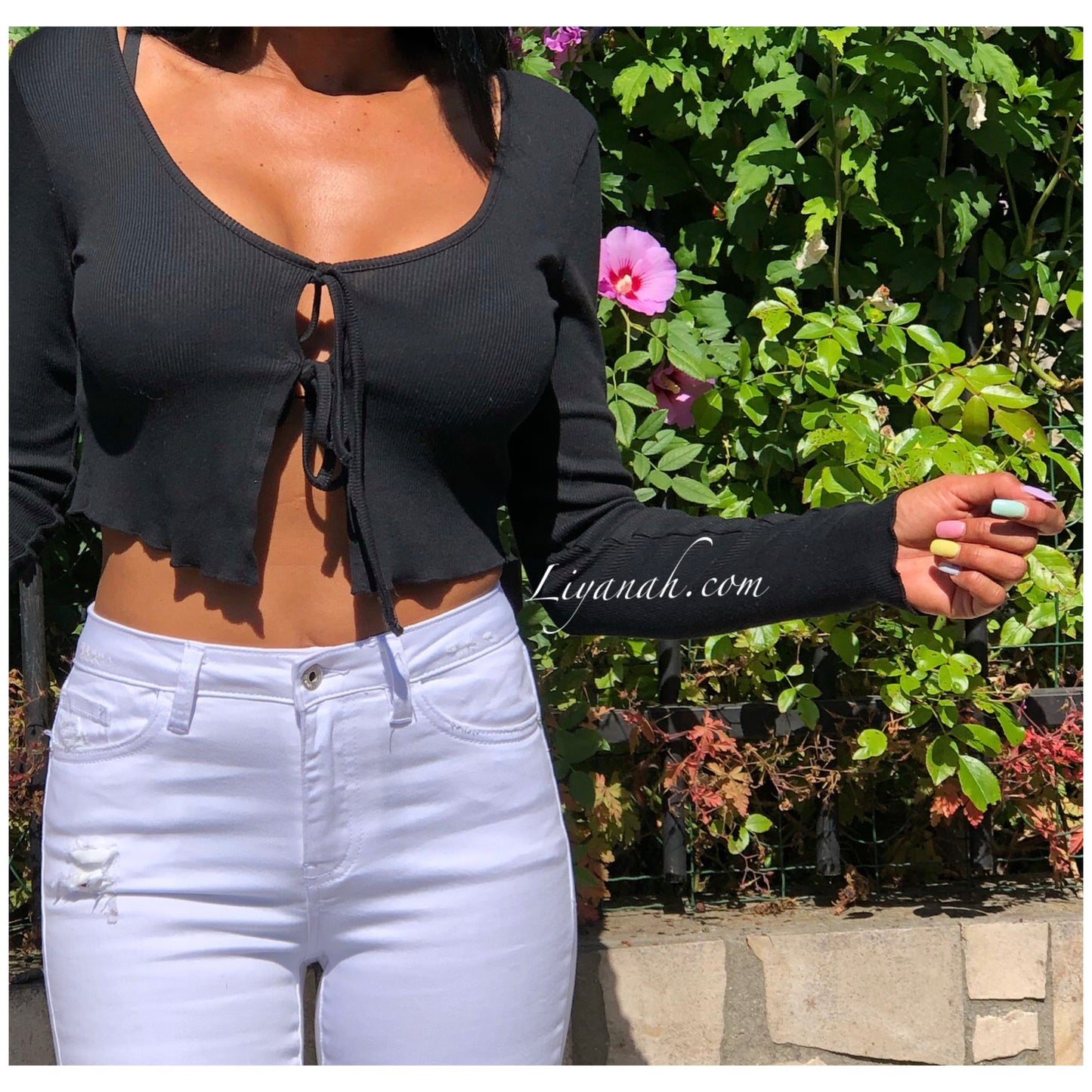 Crop Top Modèle AREKA NOIR