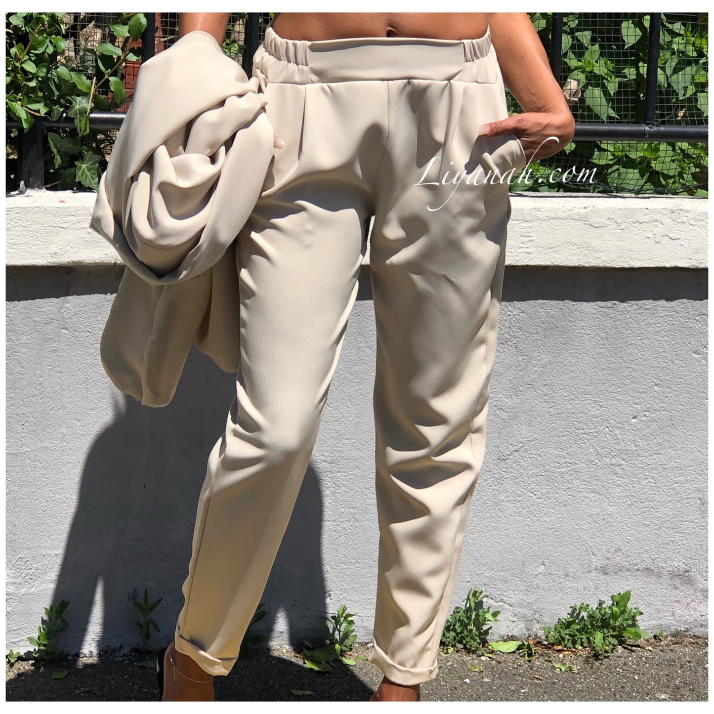 Pantalon Modèle HARA BEIGE CLAIR