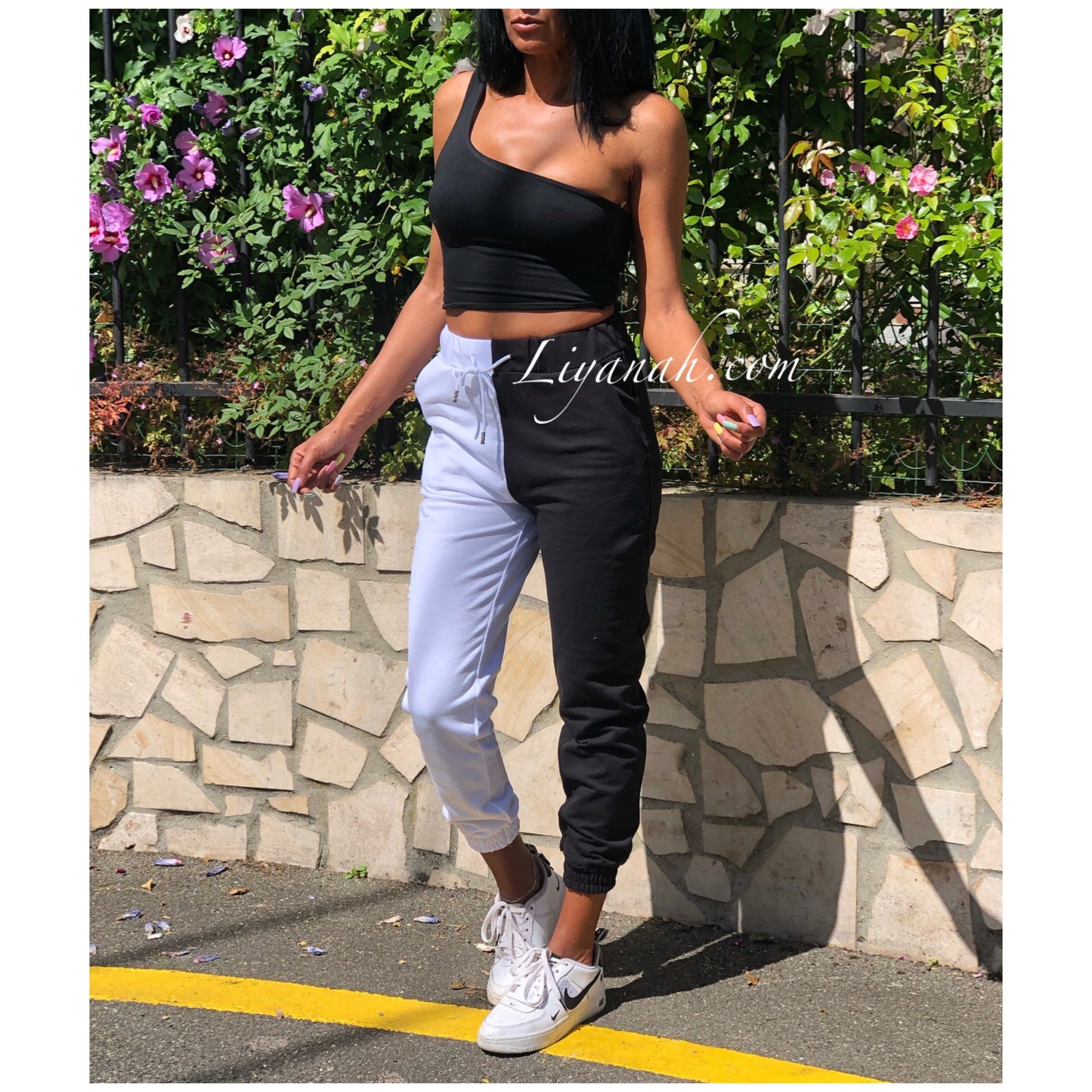 Crop top Modèle MYRISA NOIR