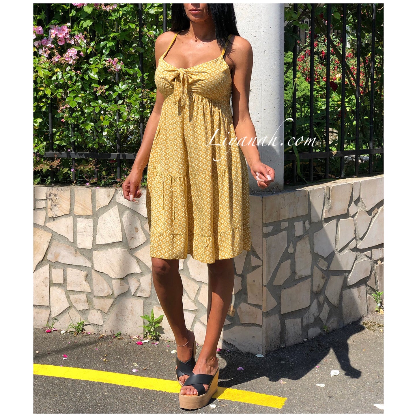 ROBE Courte Modèle ZOUYA JAUNE