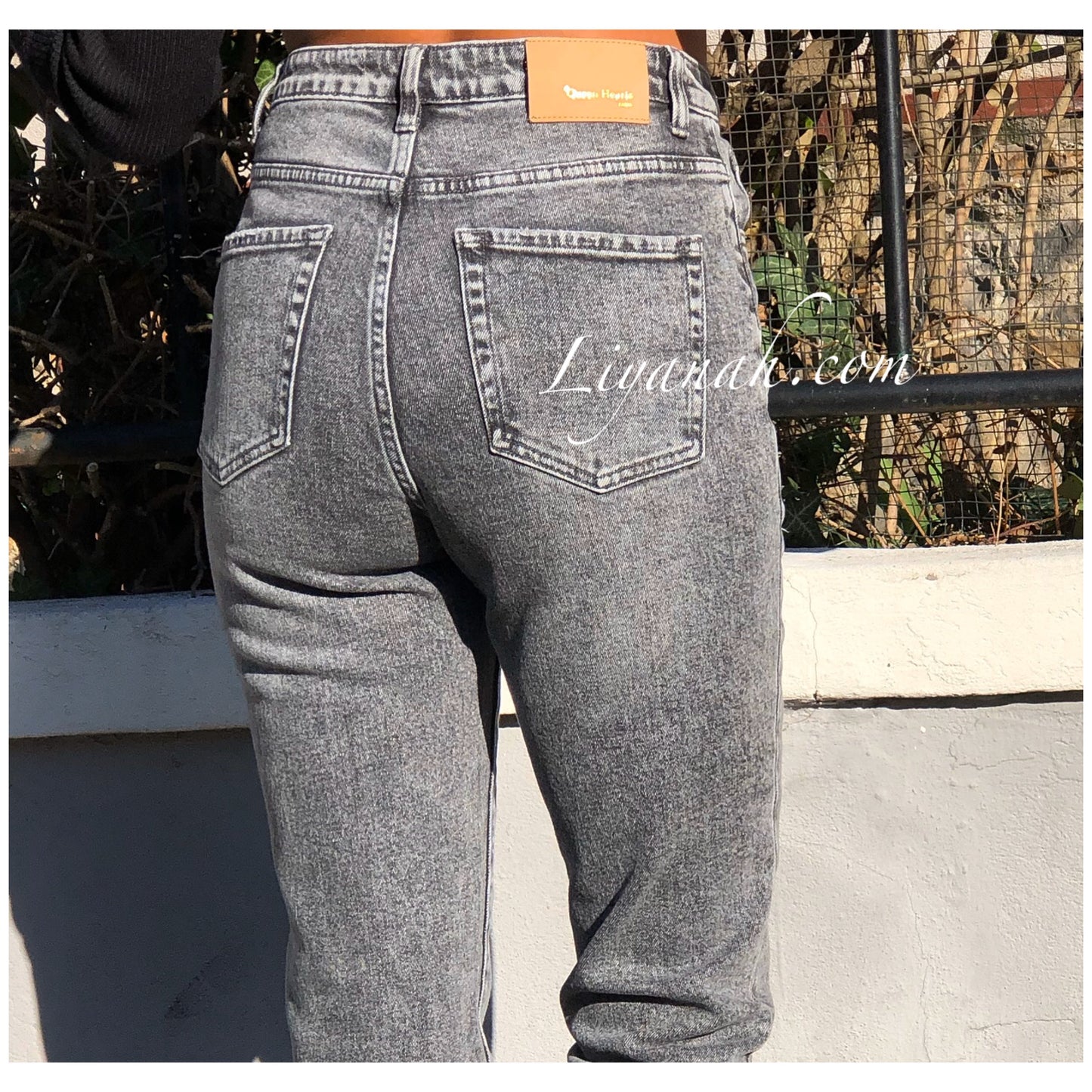 JEAN MOM DARK GRAY Modèle QUINCY