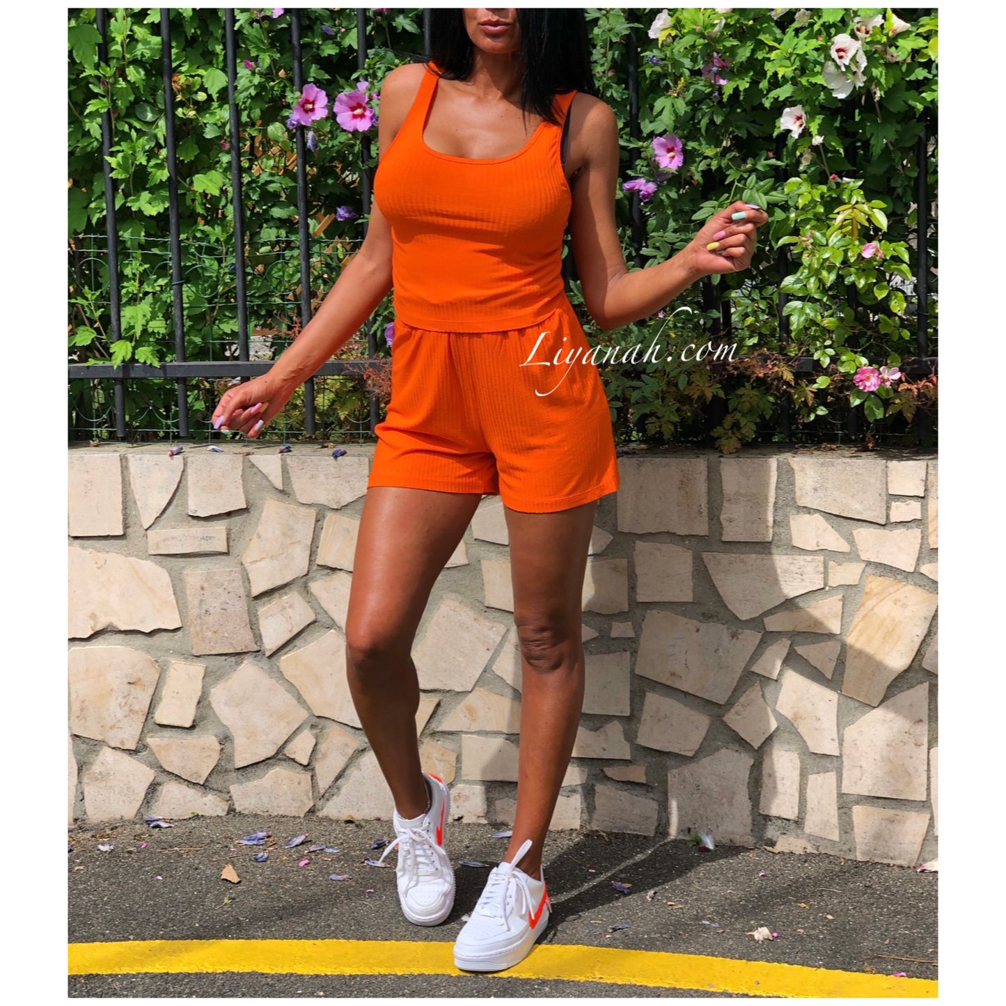 Ensemble Top + Short Modèle VAMALA ORANGE