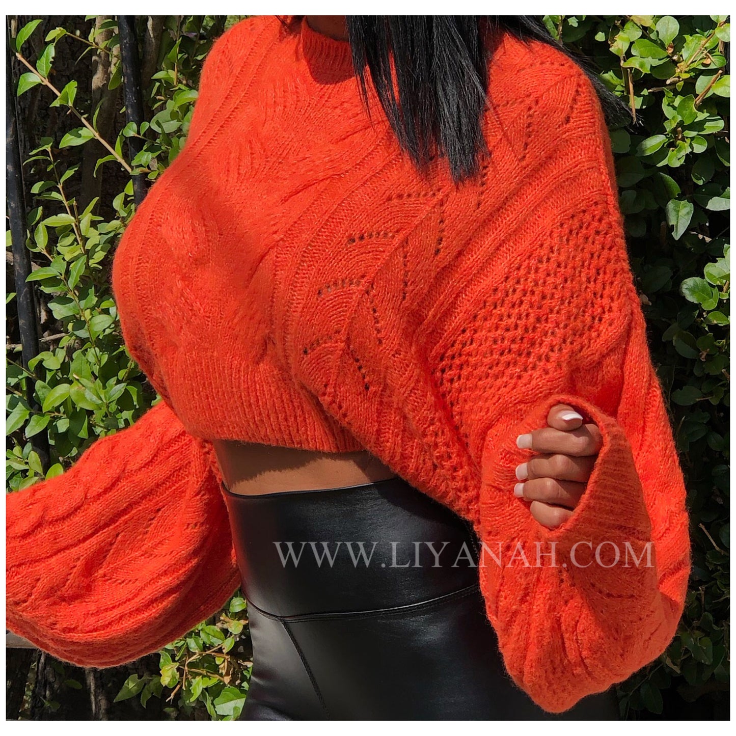 Pull Cropped  Modèle NYLAM ORANGE