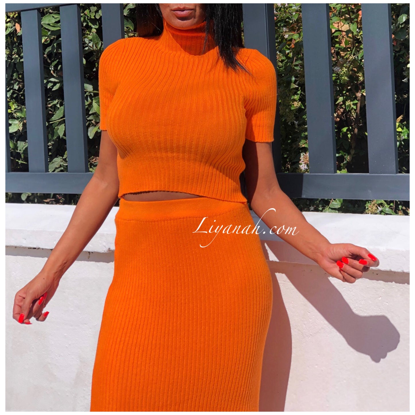 Ensemble Pull / Jupe longue Modèle CASEY ORANGE