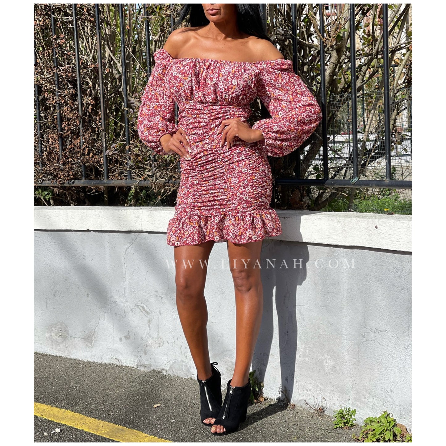 ROBE Courte Modèle TILDA Bordeaux