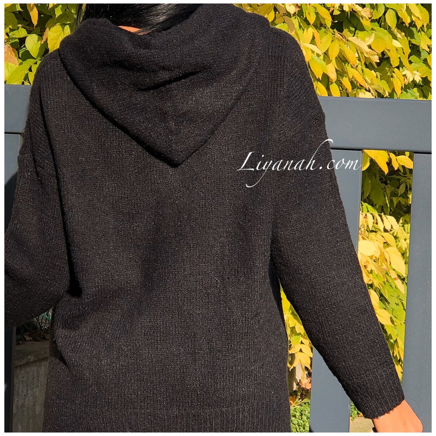 PULL À CAPUCHE Modèle MADOA NOIR