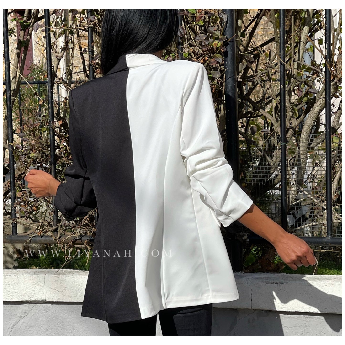 Veste Modèle HARANA Bi couleur NOIR / BLANC