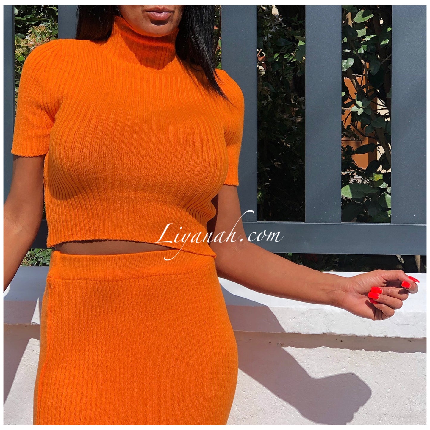 Ensemble Pull / Jupe longue Modèle CASEY ORANGE