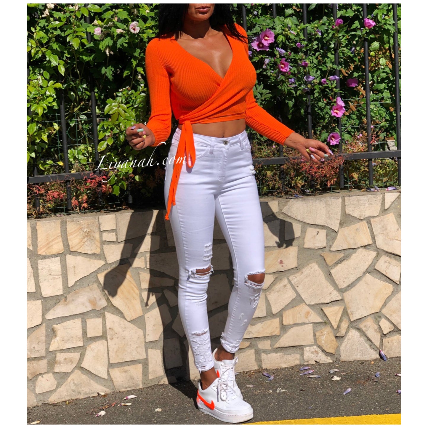 Cache-Coeur Cropped Modèle CHACHA ORANGE