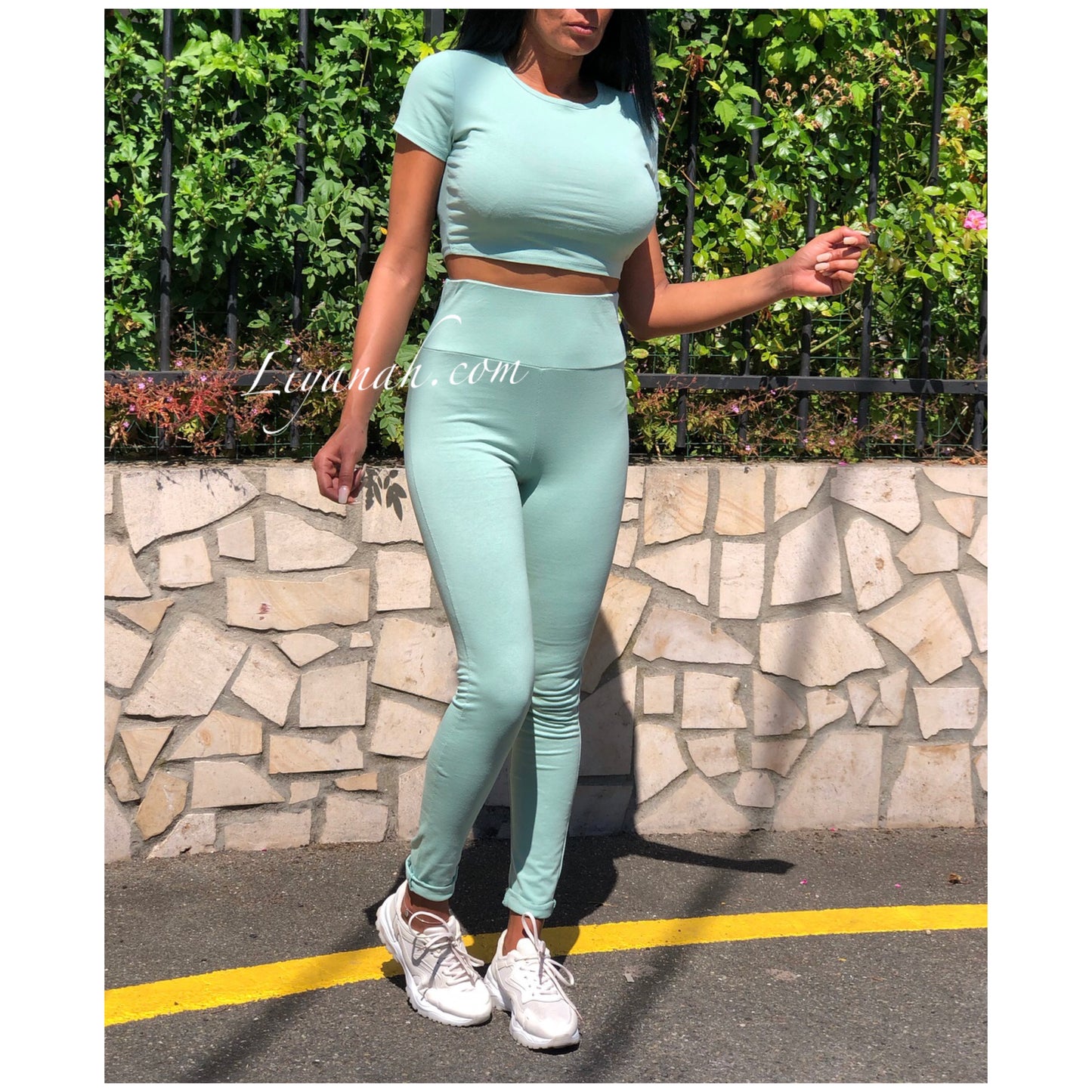 Ensemble Crop Top + Legging Modèle DINA VERT D’EAU