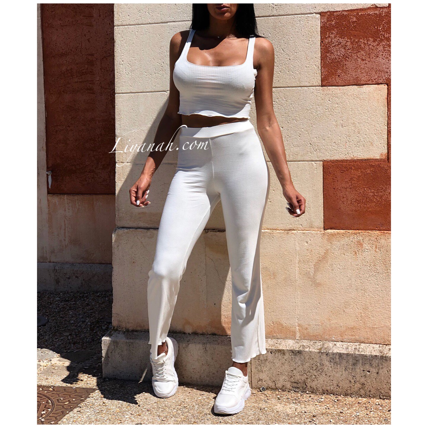 Ensemble Crop Top + Pantalon Modèle MAHO Blanc