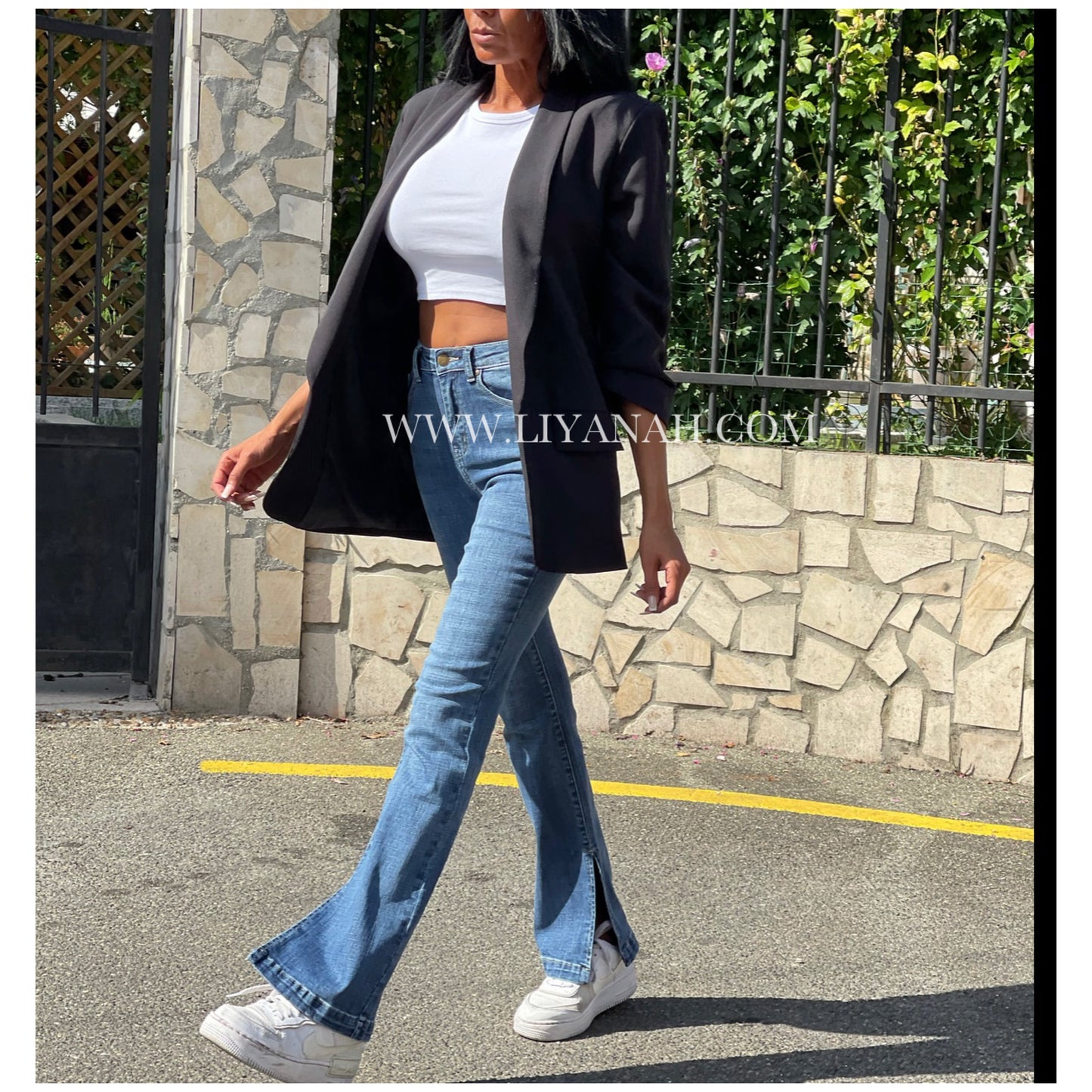 Jean Flare fit split hem Modèle YASSA Blue