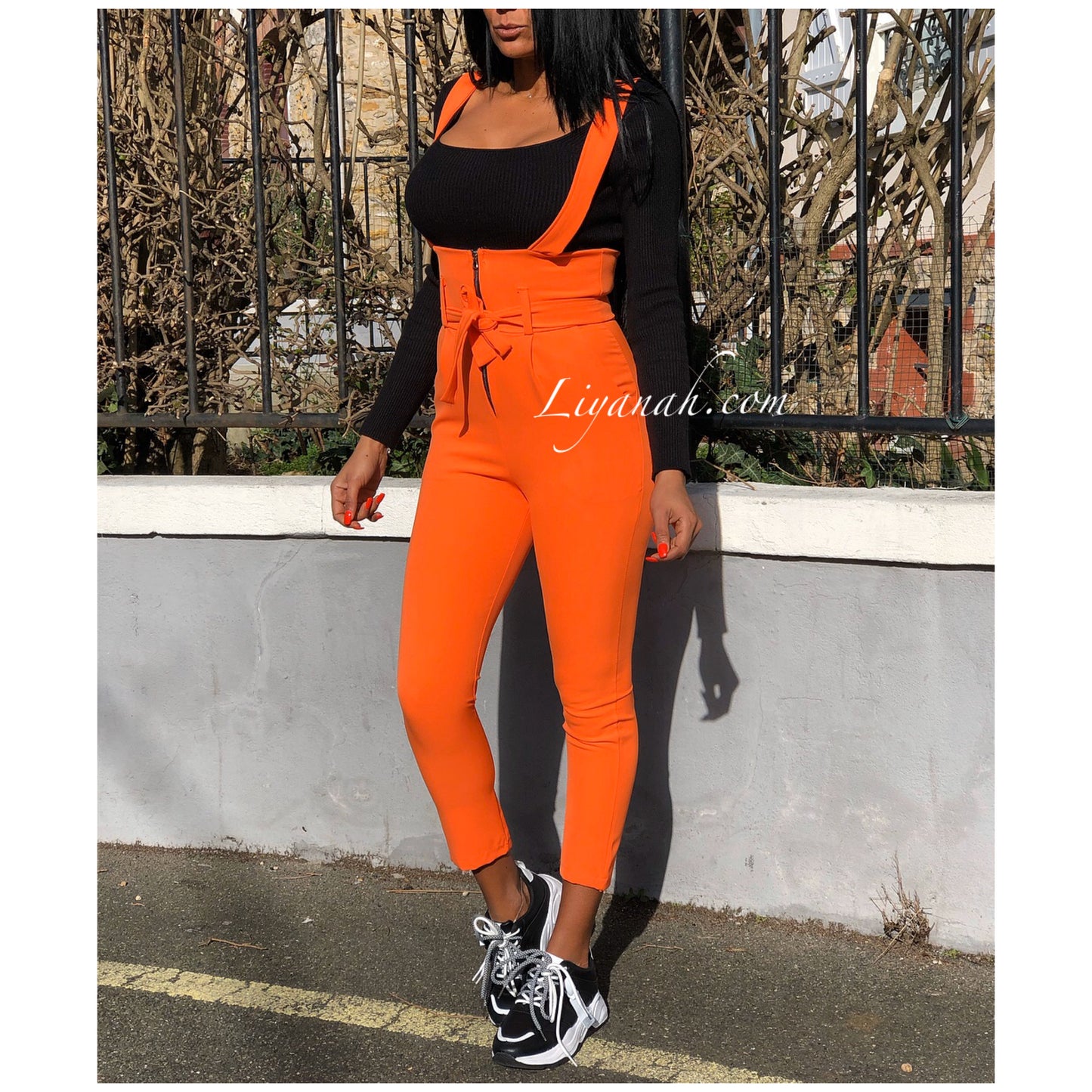 Pantalon Taille Haute à bretelles Tissus Modèle ADYRA ORANGE