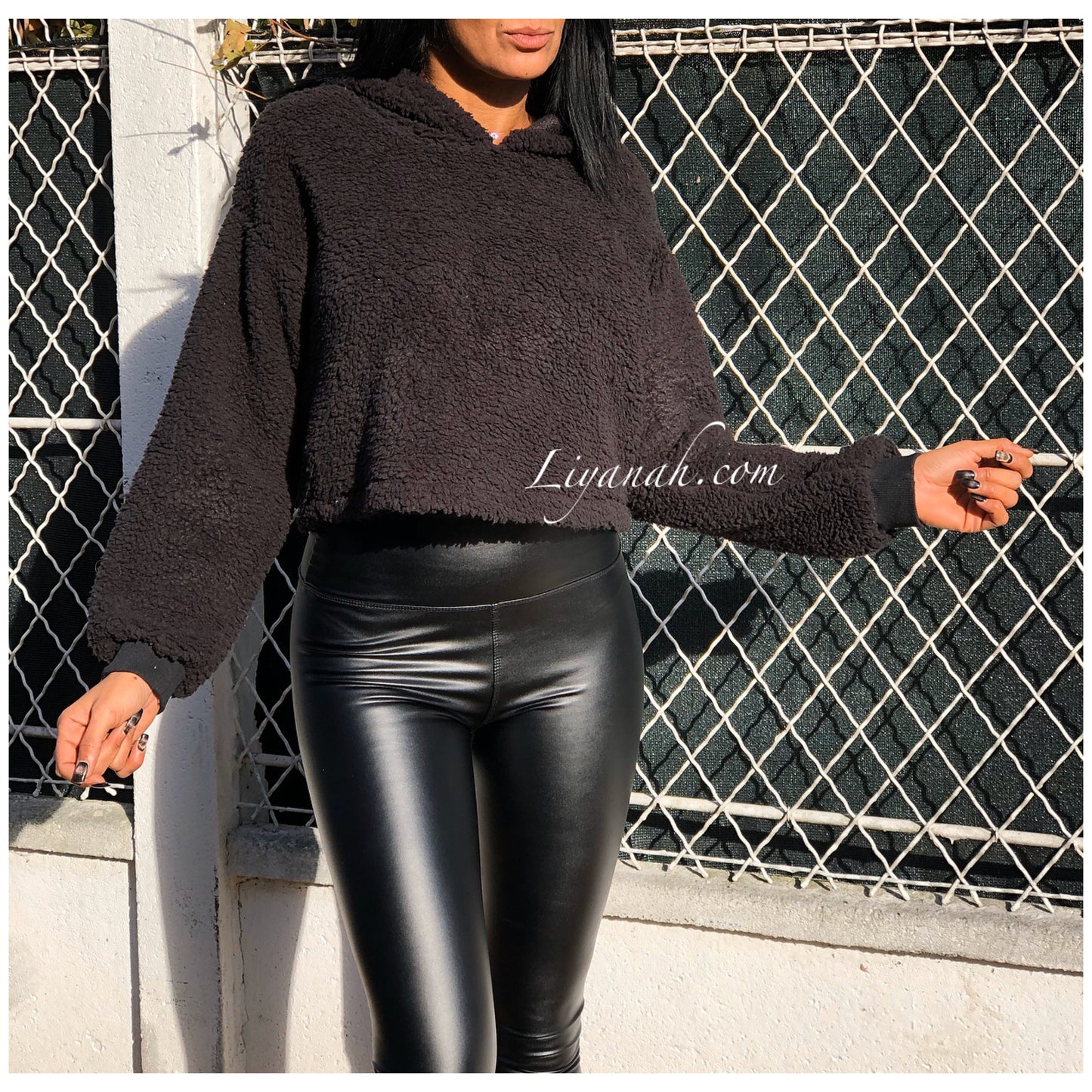 PULL Modèle CALYA NOIR