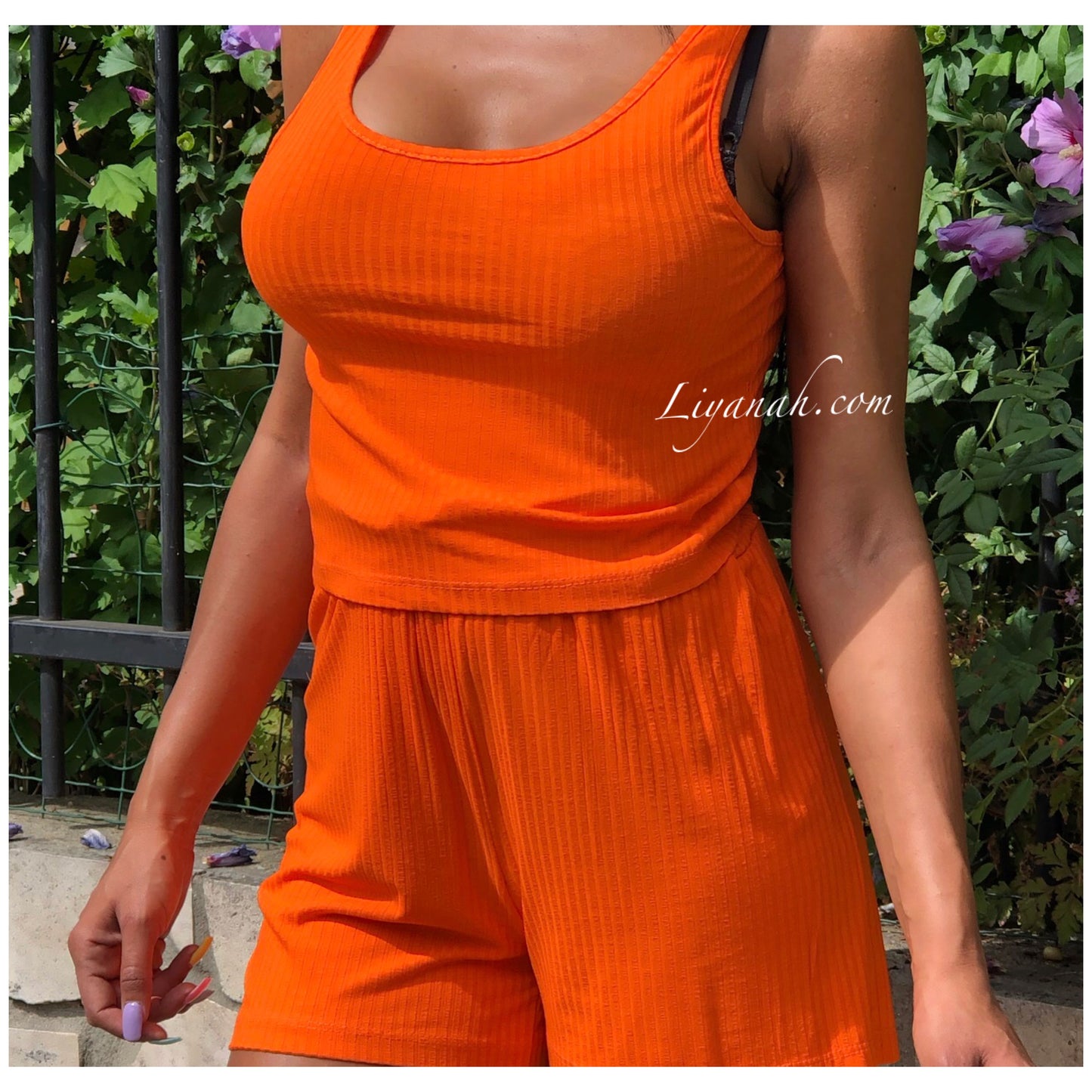 Ensemble Top + Short Modèle VAMALA ORANGE