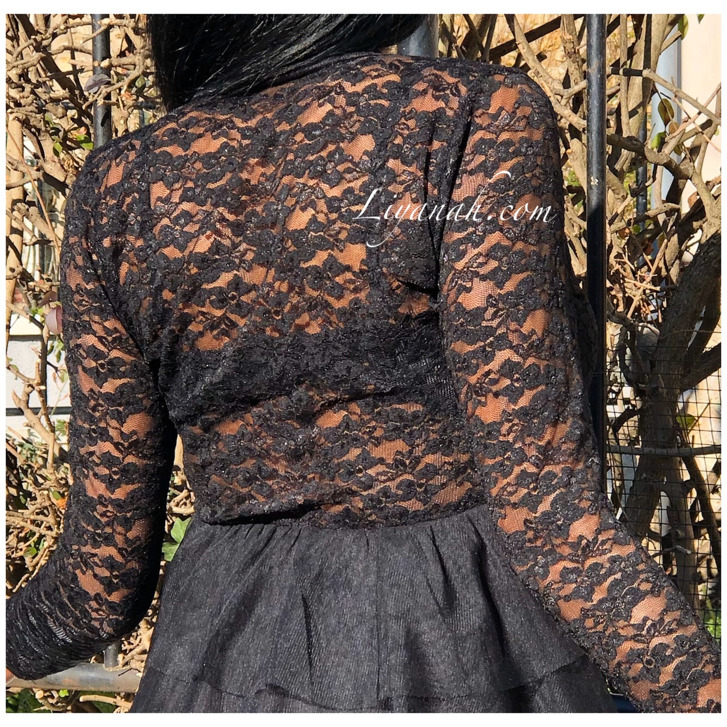 Robe Modèle YELENA NOIR