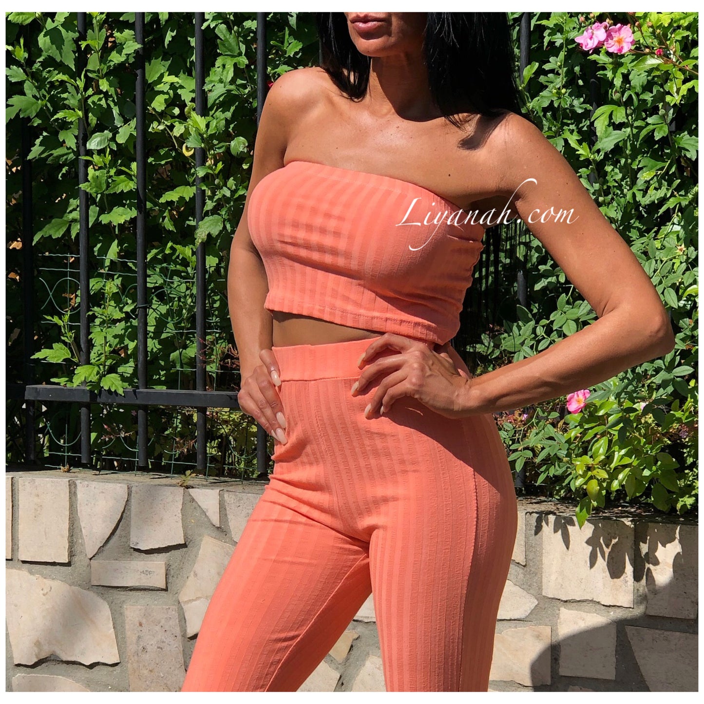 Ensemble Crop Top bandeau + Pantalon Modèle KAMAYA CORAIL