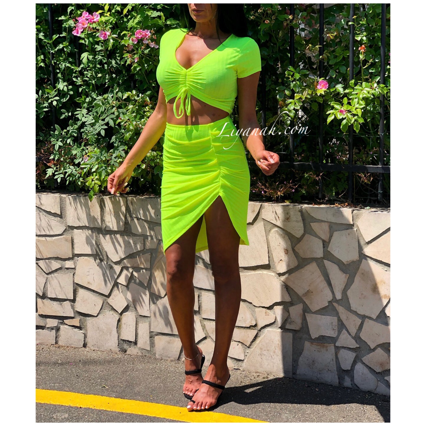 Ensemble Crop Top + Jupe Modèle ISA JAUNE FLUO